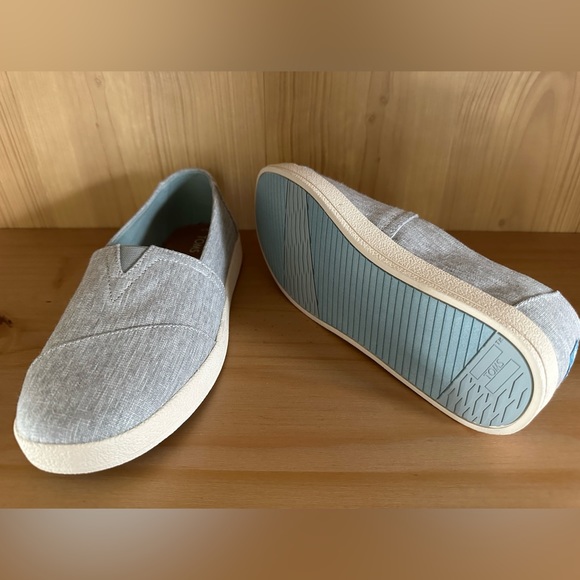 Tom’s Women’s Alpargata Shoes - Picture 4 of 4